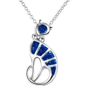 Beautiful blue cat pendant with necklace